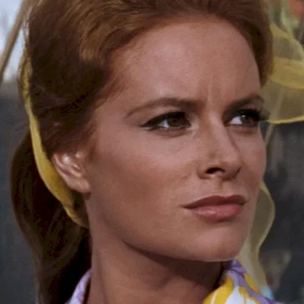 Luciana  Paluzzi