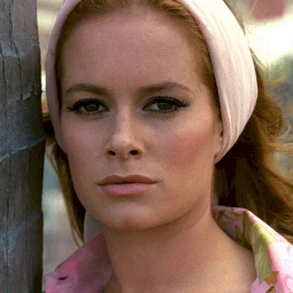 Luciana  Paluzzi