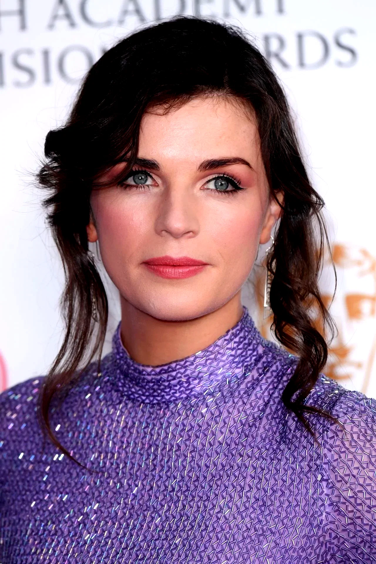  Aisling Bea
