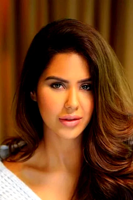  Sonam Bajwa