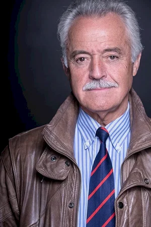  Russell Roberts photo