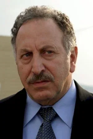 Makram Khoury photo