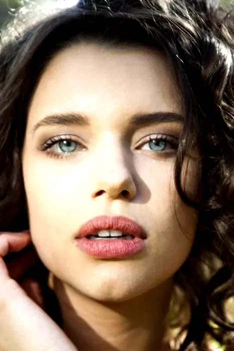  Bruna Linzmeyer
