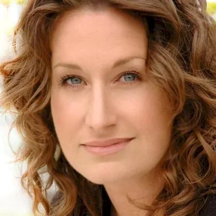  Rebecca Croll