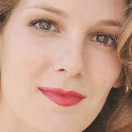  Emilie Piponnier