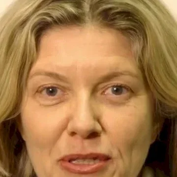  Cynthia Ashperger