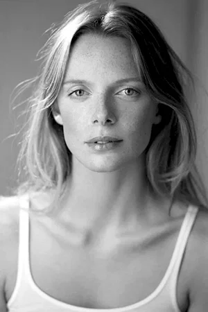  Ingrid Sophie Schram photo