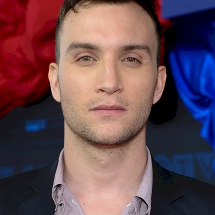 Ari Millen