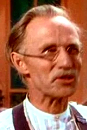  Raymond Bond