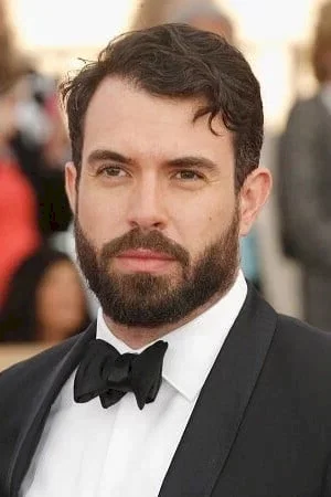 Tom  Cullen