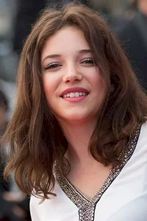  Zoé Adjani photo