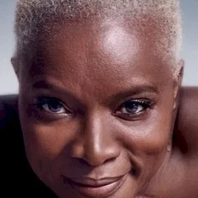 Photo star :  Angélique Kidjo