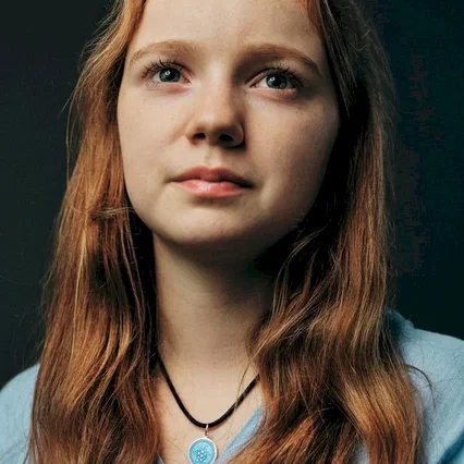  Bella Lack