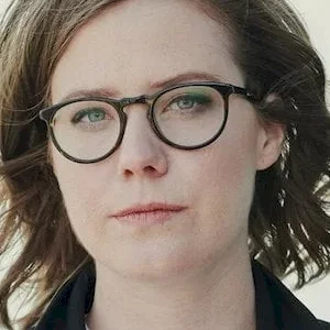  Erin Lee Carr
