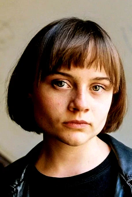  Lena Urzendowsky
