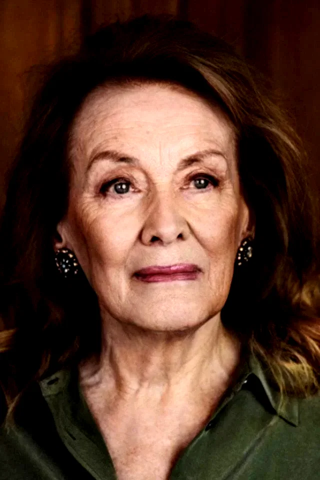 Annie Ernaux