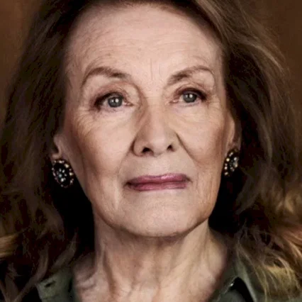  Annie Ernaux