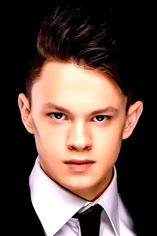  Artur Novikov
