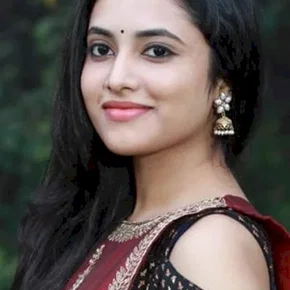 Photo star :  Priyanka Arul Mohan