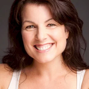 Photo star :  Tara Flynn