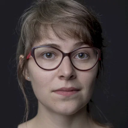  Chloé Galibert-Laîné