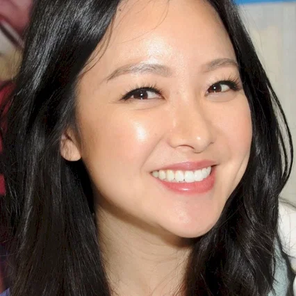  Charlet Chung