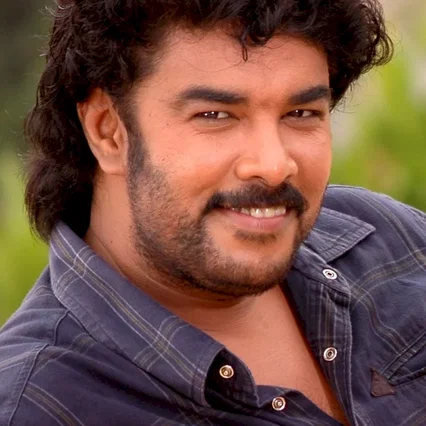  Sundar C
