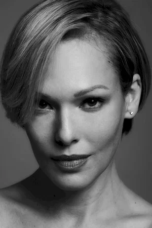 Erin Cummings photo