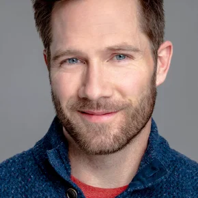 Photo star : Luke MacFarlane