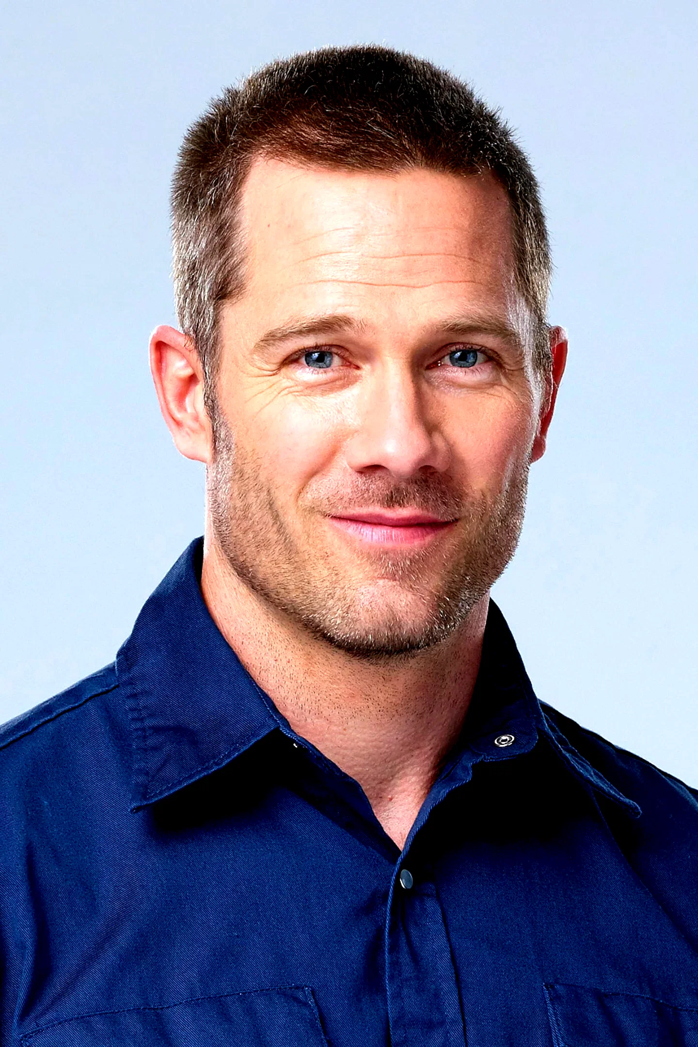 Luke MacFarlane
