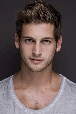  Max Emerson photo
