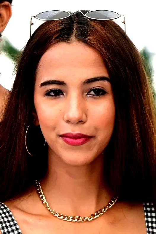  Nouhaila Arif