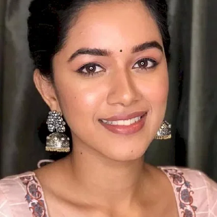  Mirnalini Ravi