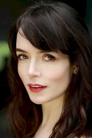  Valene Kane