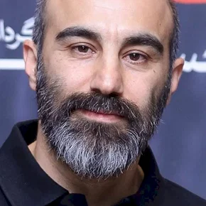 Photo star : Mohsen Tanabandeh