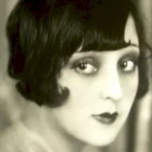  Alma Bennett
