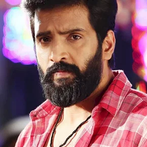 Photo star :  Santhanam
