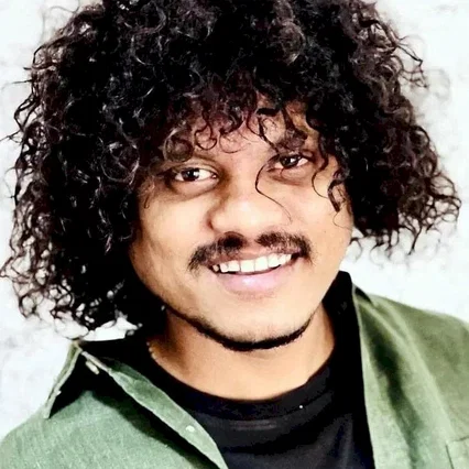  Pugazh