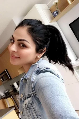  Neeru Bajwa photo