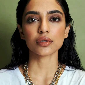 Photo star : Sobhita  Dhulipala