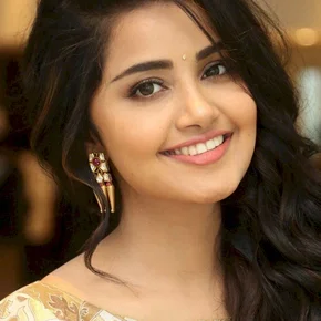 Photo star :  Anupama Parameswaran