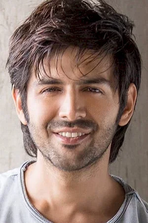  Kartik Aaryan