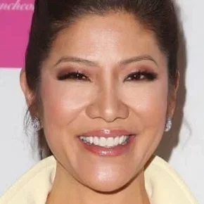 Photo star :  Julie Chen Moonves