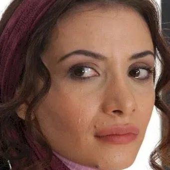  Songül Öden