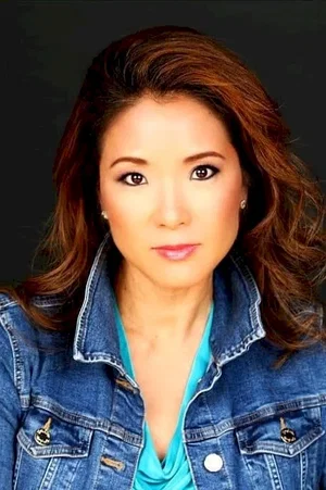  Gina Jun photo