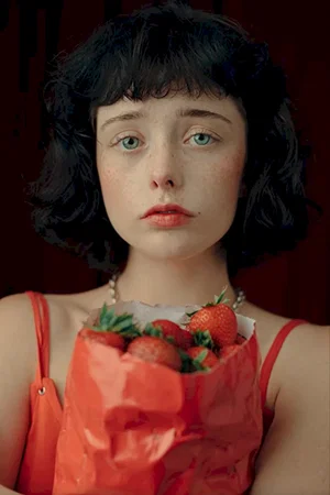  Suzanna Son photo