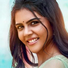 Photo star :  Kalyani Priyadarshan