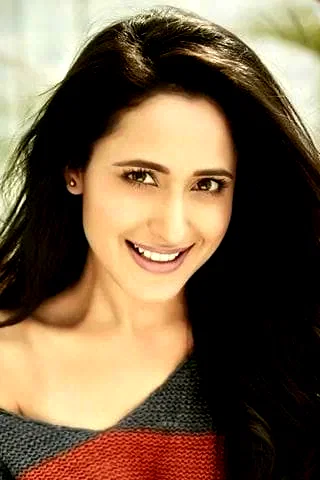  Pragya Jaiswal