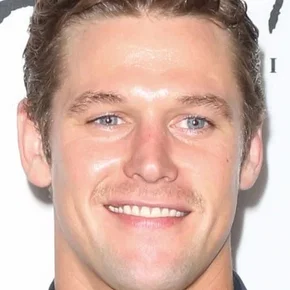 Photo star : Zach Roerig