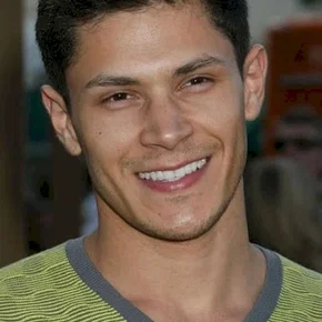 Photo star : Alex Meraz
